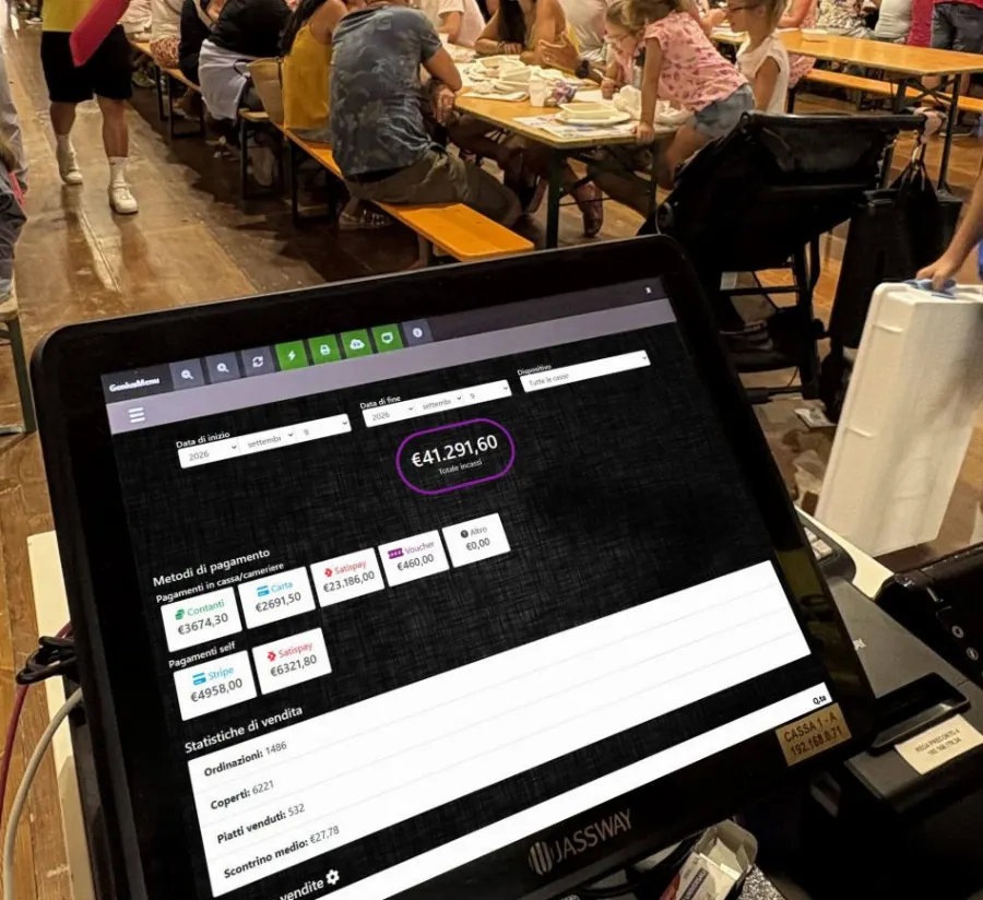 Pannello statistiche GeniusMenu su una cassa durante una sagra